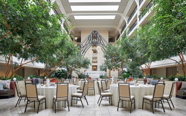 Renaissance Chicago Glenview Suites Hotel