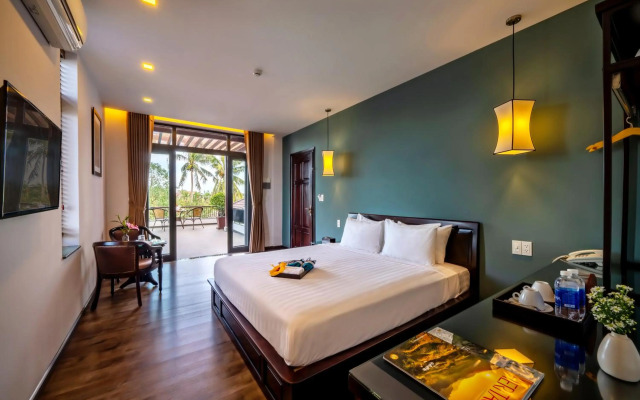 Serene River Villa