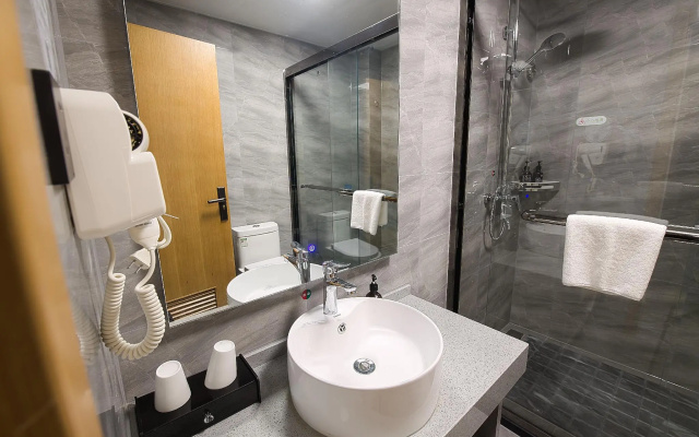 GreenTree Inn Puyang Ruifengyuan Business Hotel