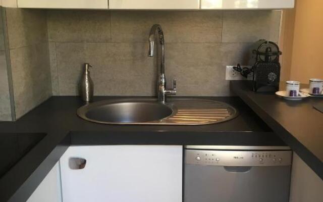 Au Coeur du Port Rue Rusca