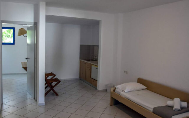 Yria Beach Hotel