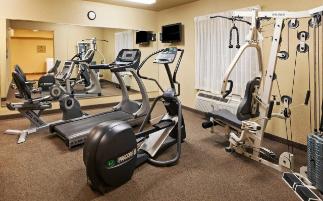 Candlewood Suites St Robert by IHG