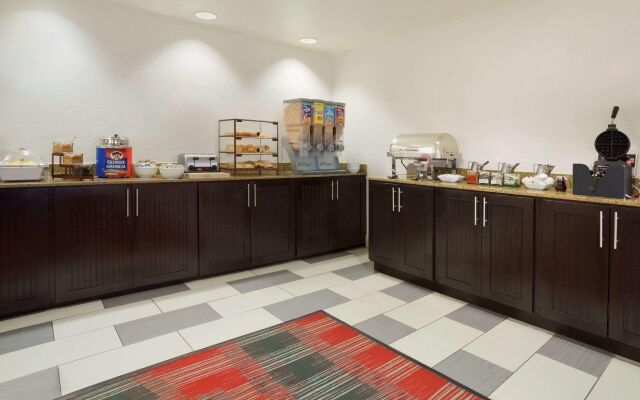Country Inn & Suites by Radisson, DFW Airport South, TX
