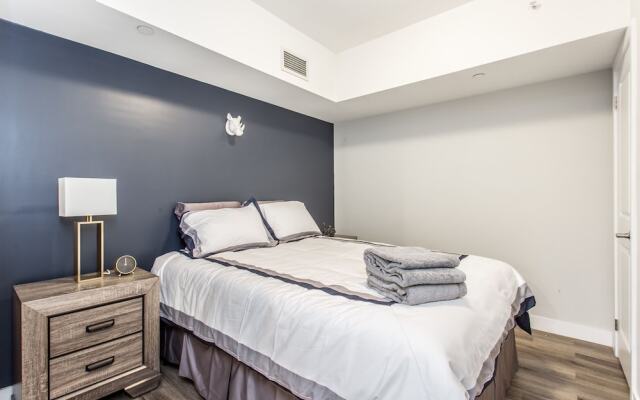 Luxury Apartment in Kensington Market