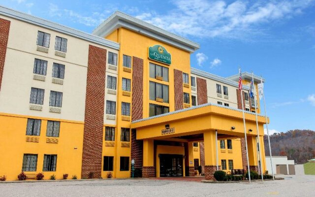 La Quinta Inn & Suites Elkview - Charleston NE