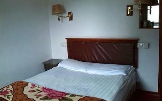 Lushan Minzheng Business Hotel