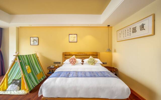 Oriental Platonic Inn
