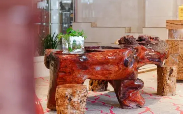 Xinlei Hotel