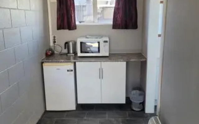 Railway Hotel/Motel Hokitika