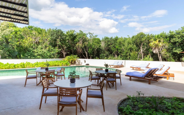 Fabulous & Exclusive Apartments With Sea View Pool BBQ Garden