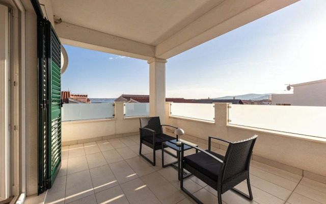 Olive Leaf Kastela - Second Floor Apartment