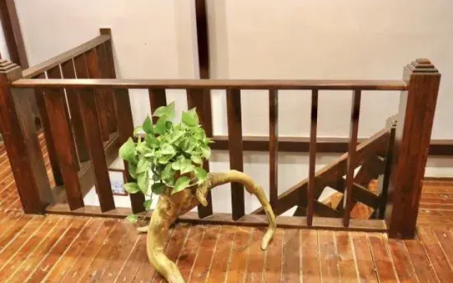 Tianjia Courtyard Inn