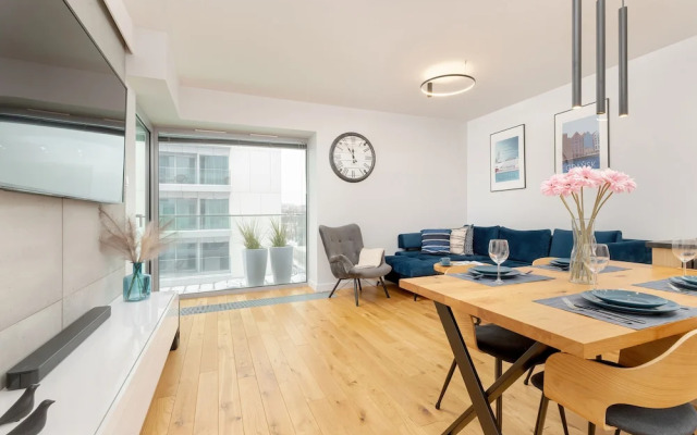 Port Marine With Sea View by Renters
