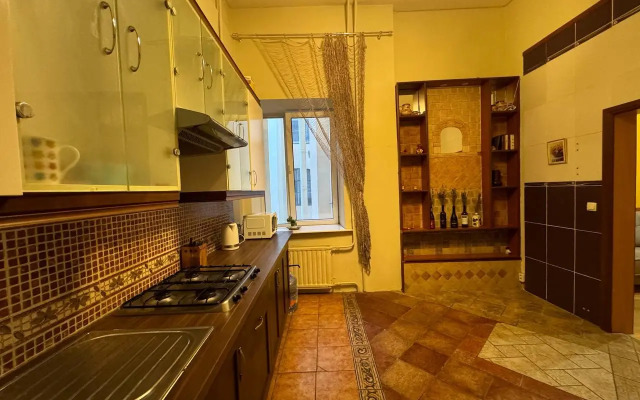 Апартаменты на 1-ой линии Васильевского острова