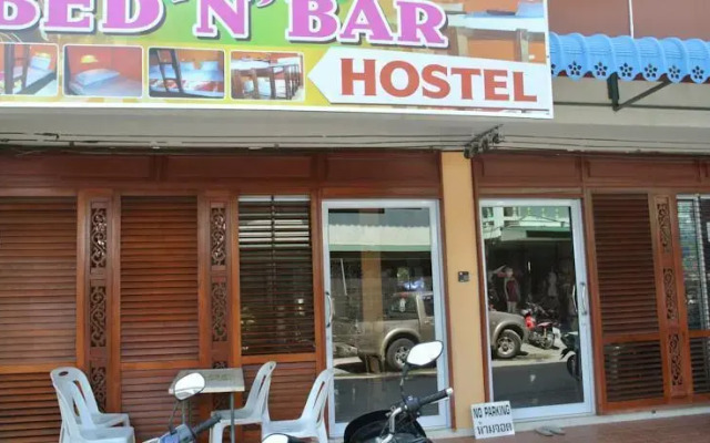 Bed n Bar Hostel