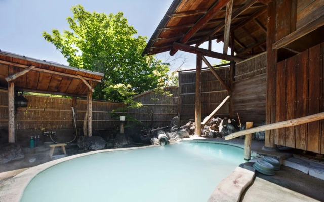 Adachiya Ryokan