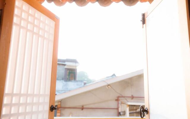 Jeonju Hanok Village Kkotmureut