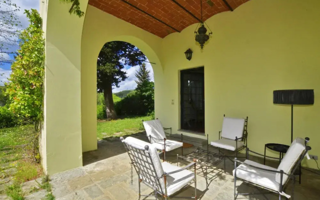 Certosa Hosue