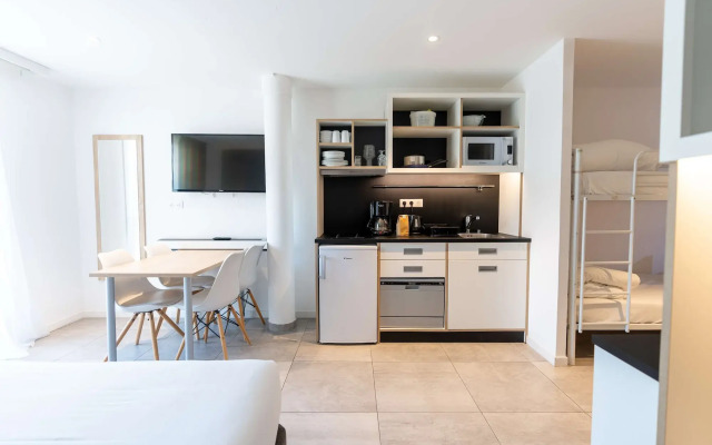 Appart'hôtel Kyriad Résidence Cabriès - Plan de Campagne