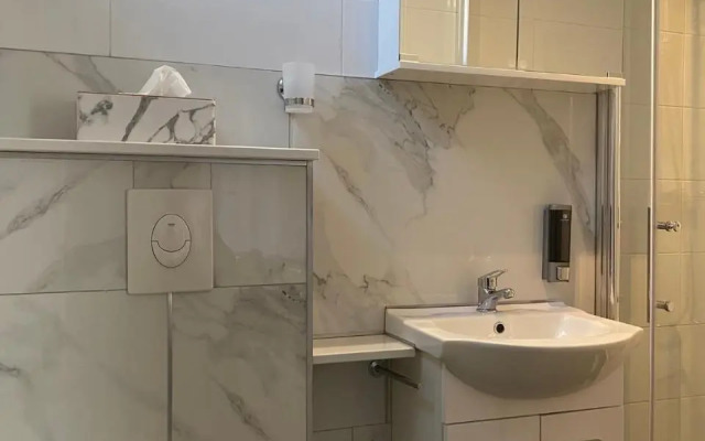 Modernes Studio (Adults Only)