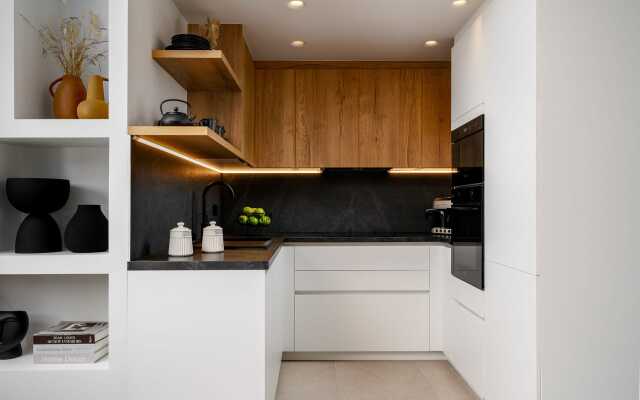 C & G Villas