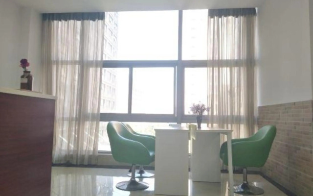 Yuju Hotel Apartment (Shanghai Pengpu New Village Subway Station)