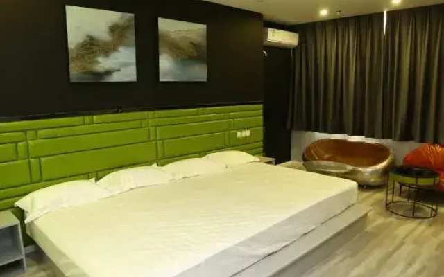 Shangmei Chain Hotel (Shijiazhuang Water Park Gaozhu Subway Station)