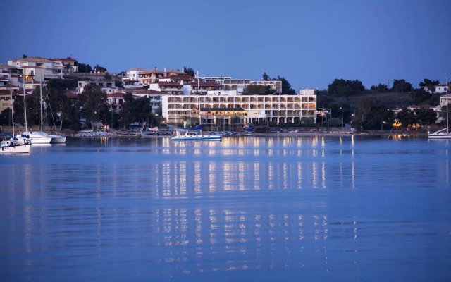 Nautica Bay Hotel