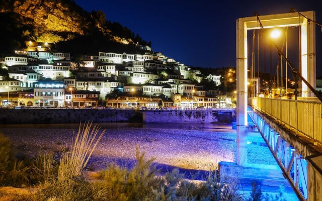 Heraklis Hotel