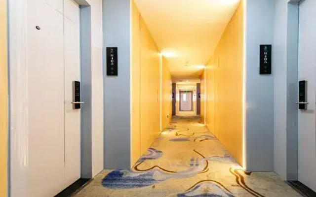 Naxiang Fujian Holiday Inn (Zhujiajian branch of Oriental Garden Hotel)