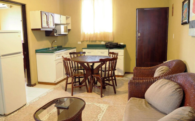 Balcon del Mar Beach Front Hotel