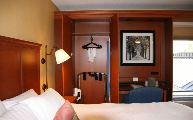 Hampton Inn Louisville-Airport