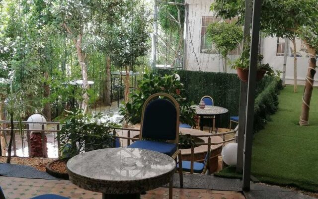 Senhaja Hotel - Hostel
