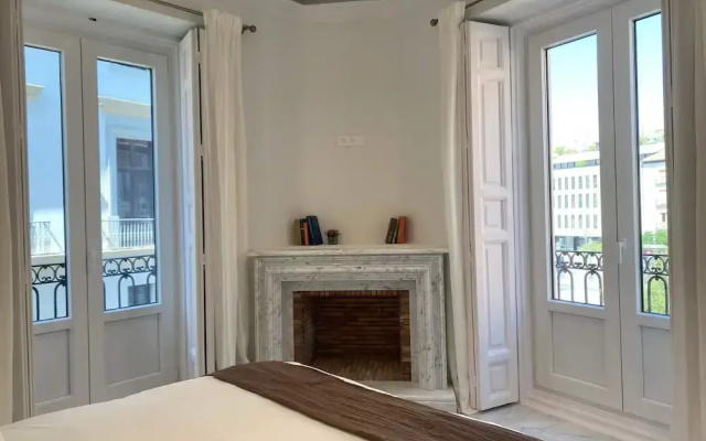 Lovely 3BR Near Palacio Real