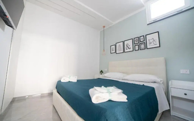 Houses & Rooftop Pompei - Sky