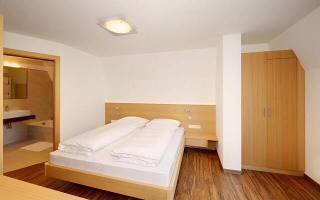 Amelia Rooms & Apartments