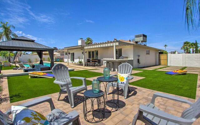 Pet-friendly Scottsdale Oasis w/ Pool & Bbq!