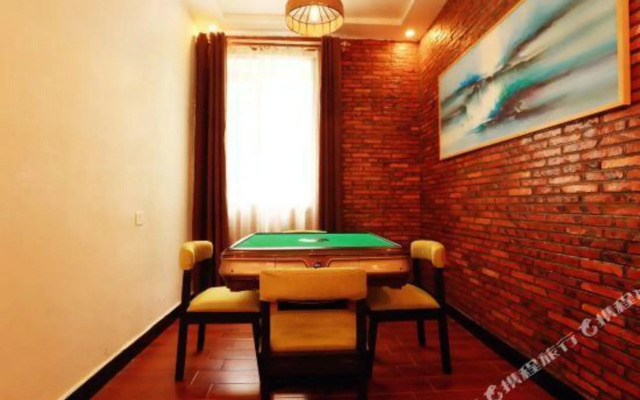 Shenzhen Busy Boss Boutique Inn