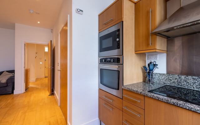 5 Bedroom House in South London