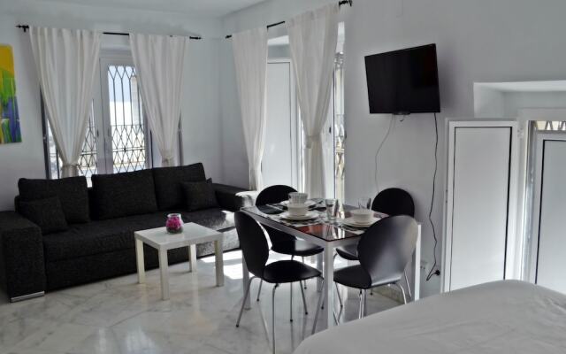 Reservaloen Casa del Museo / Topibe SL