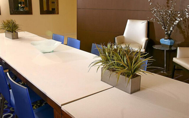 SpringHill Suites Chesapeake Greenbrier