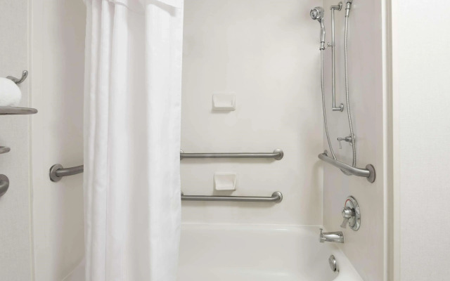Homewood Suites by Hilton Raleigh - Crabtree Valley