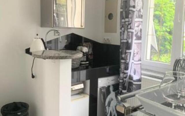 Hollywood Studio Apartments " Traum Fabrik "
