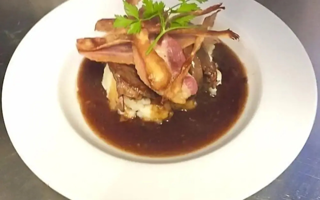 The Halfway House Pub and Kitchen