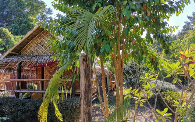 Phuhaya Bamboo Bungalows