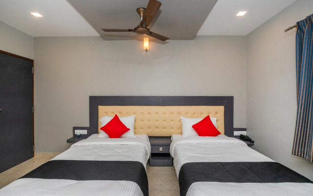 Hotel Blue Spring by OYO Rooms