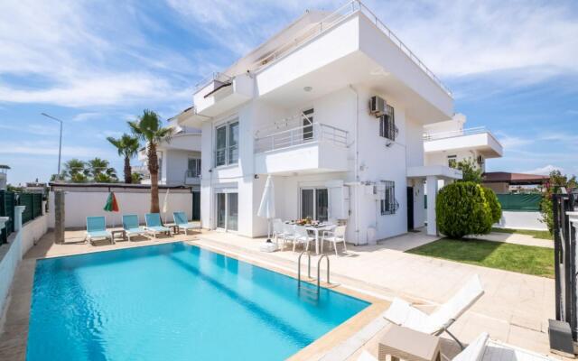 Dazzling Villa With Private Pool in Antalya