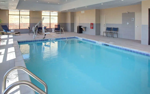 Hampton Inn & Suites Chicago-Burr Ridge