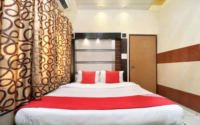 OYO 18474 Hotel Sukh Sagar