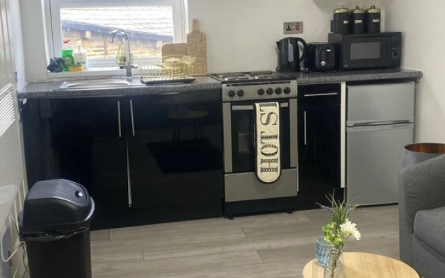 BV Royal Comfy Studiosuite Queensgate Huddersfield
